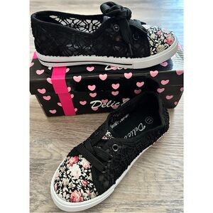 Delic8 Brand New! Toddler Girl’s Black Floral Lace Shoes